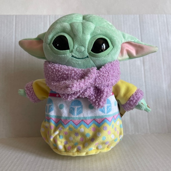 NWT Easter Grogu/Baby Yoda Plush 2022 Star Wars The Mandalorian The Child - Picture 2 of 14